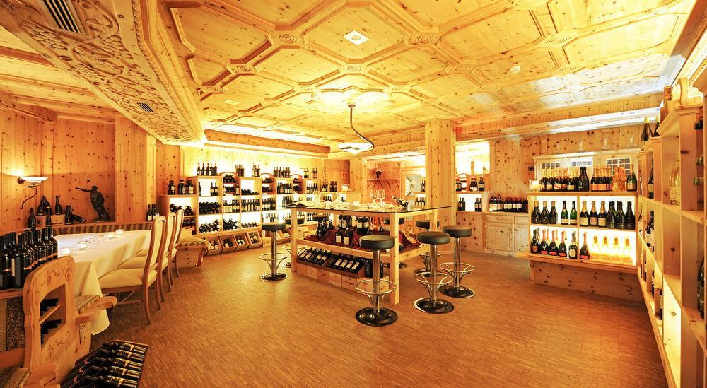 维耶亚雷斯则腾酒店 西兰德罗 外观 照片